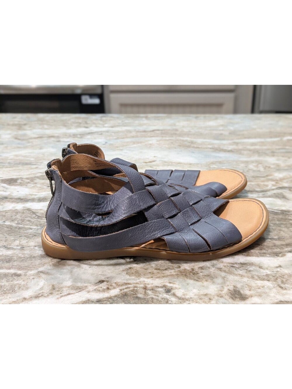 Born Blue Leather Sandals Rear Zip Closure Size 8